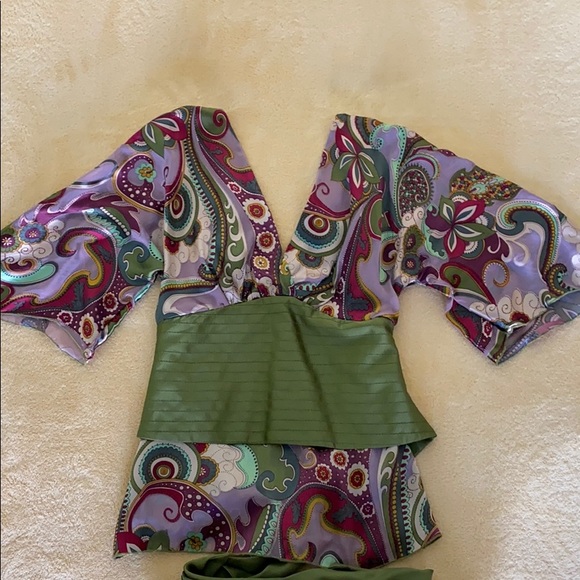 Silk and rayon paisley blouse - Picture 1 of 2